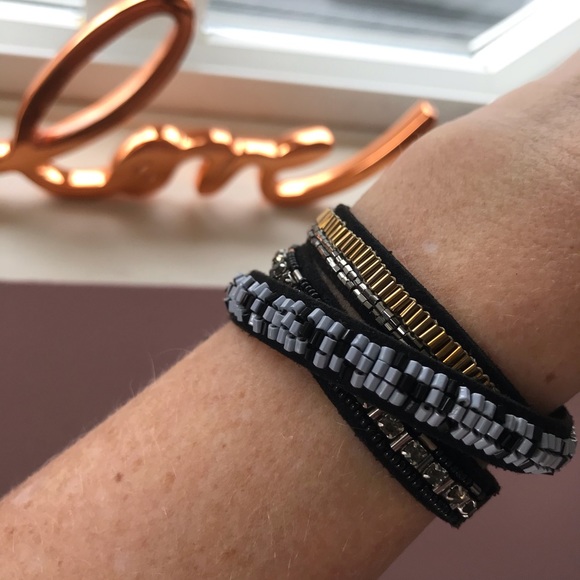 Stella & Dot - Emma Triple Wrap - Picture 2 of 4